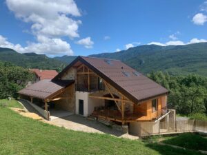 Renovation d'une ancienne ferme à Champfromier